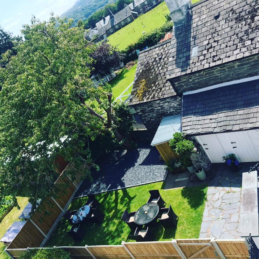 Llety Brynawel Guest House Pennal Exterior photo